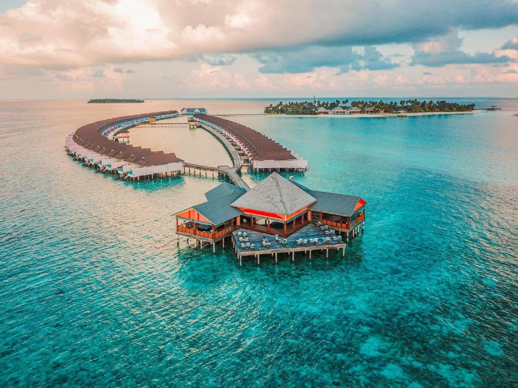Cave Trip - Maldives For 2024: Paradise, Culture, Travel Guide