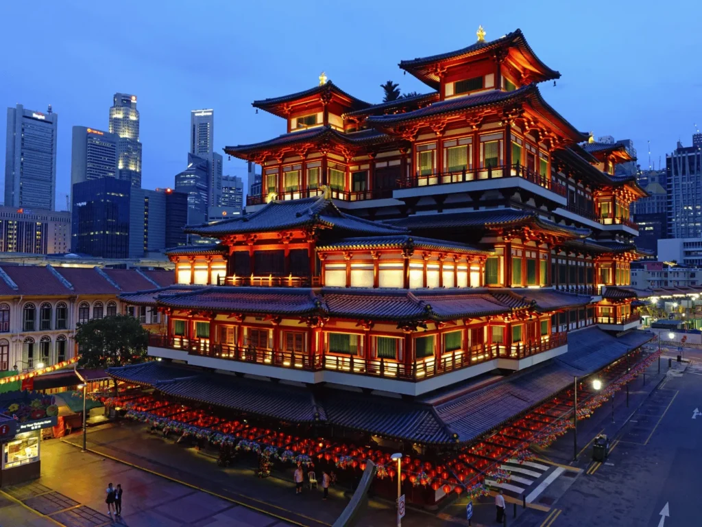 Singapore's Chinatown: A Blend of Culture, History, and Gastronomy